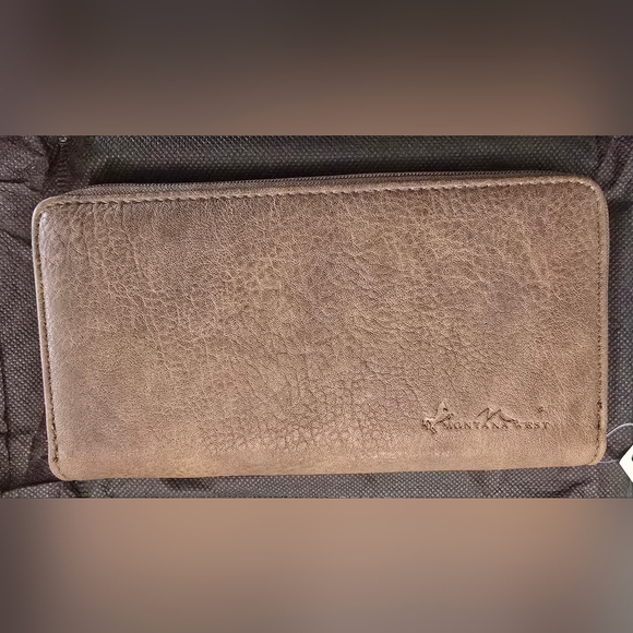 NWT Montana West Concho Collection Wallet Tribal Mandala Large Brown PU Leather - Picture 3 of 6